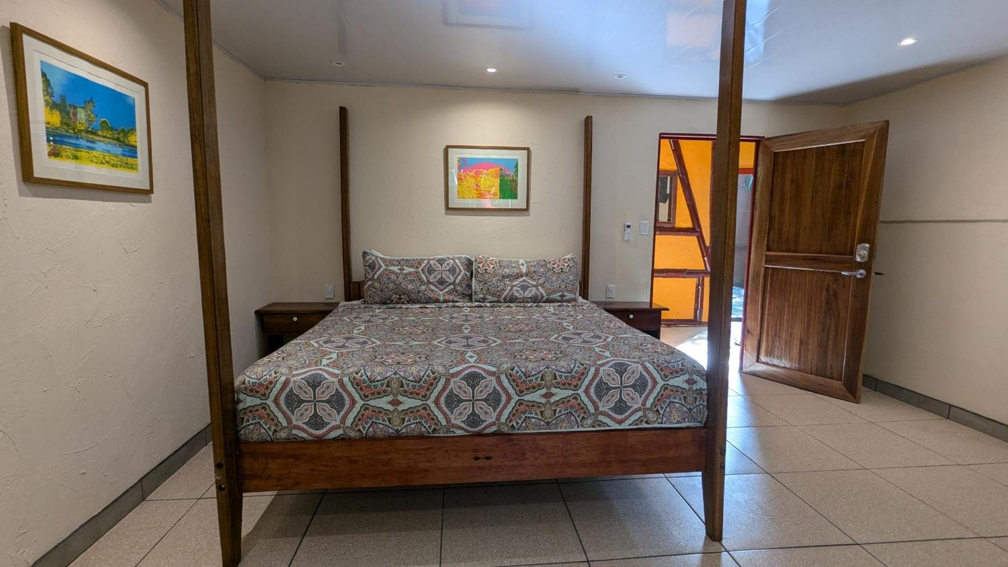 Tree House Beachfront Lodge Puerto Viejo de Talamanca Extérieur photo