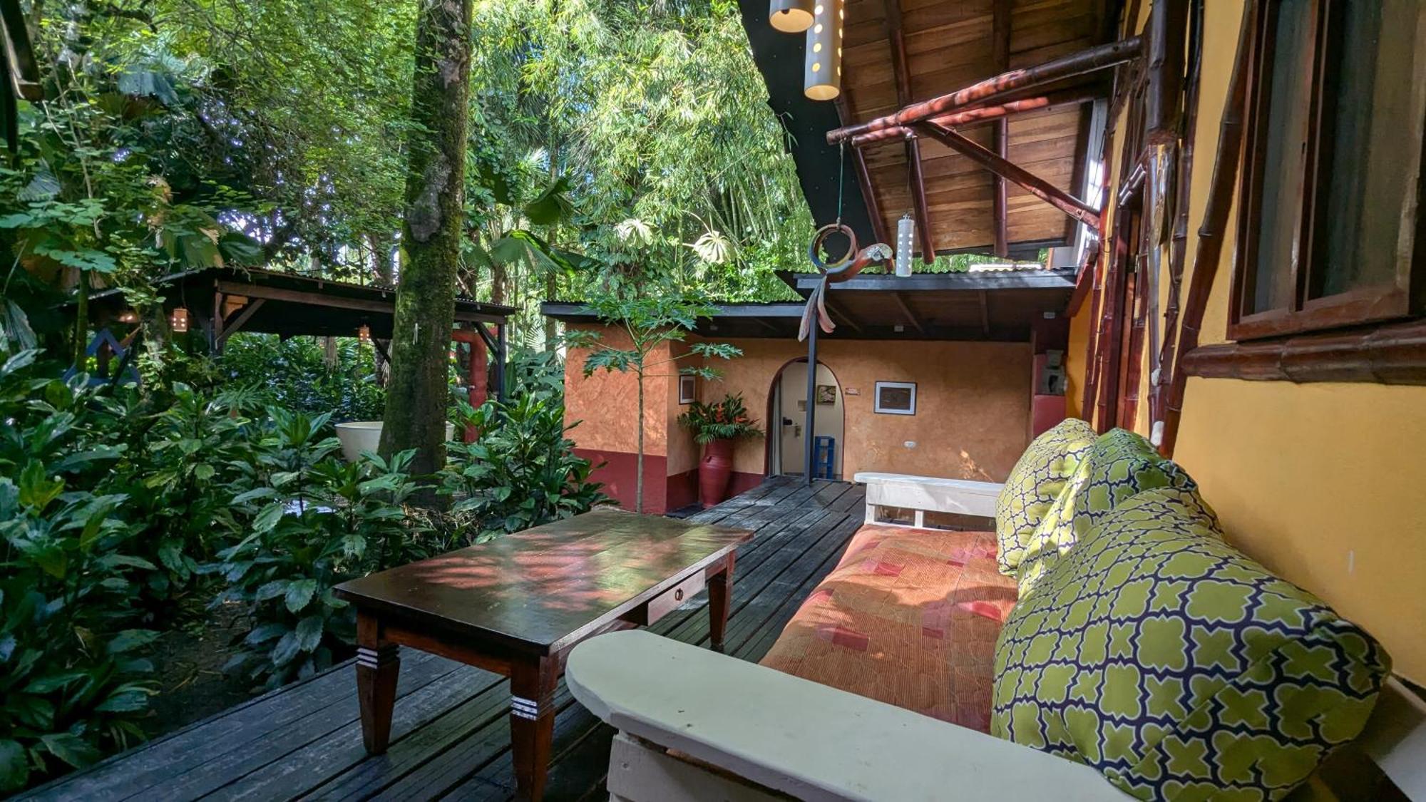Tree House Beachfront Lodge Puerto Viejo de Talamanca Extérieur photo